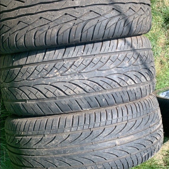 22 inch rims - Picture 3 of 3